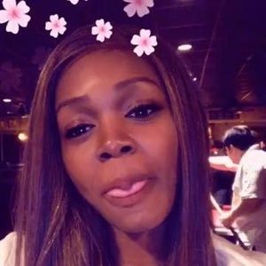 Meet your Posher, Josette